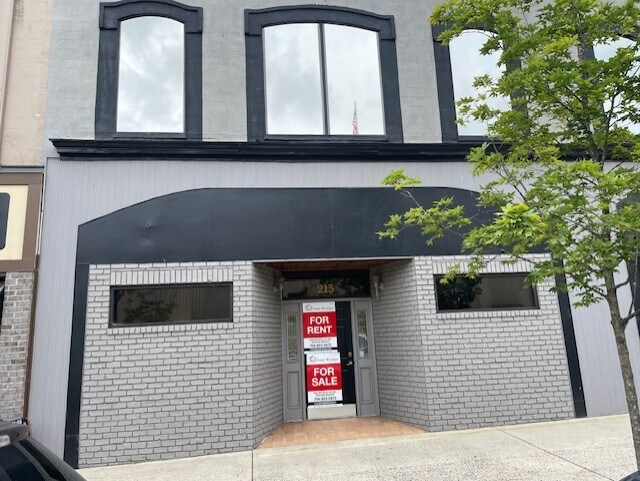 213 W Main Ave, Gastonia, NC for lease - Building Photo - Image 1 of 6