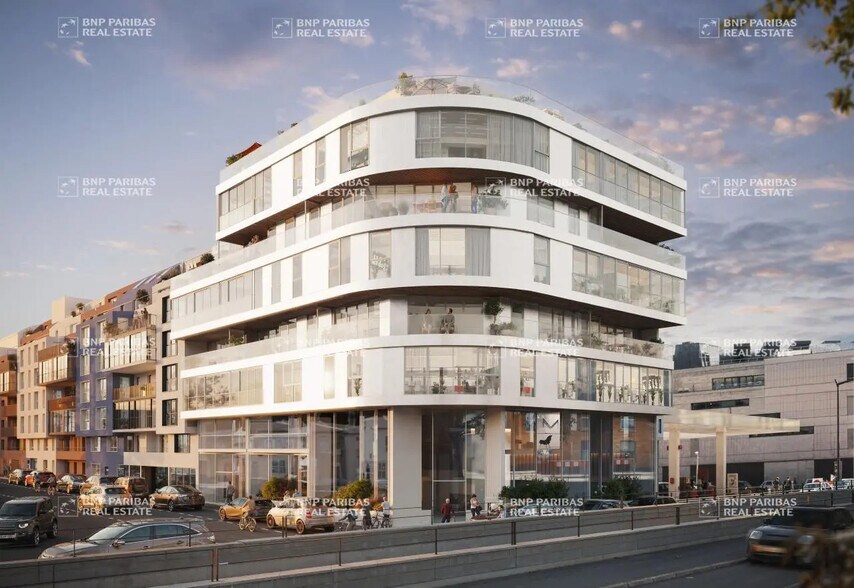 Office in Rouen for lease - Building Photo - Image 1 of 4