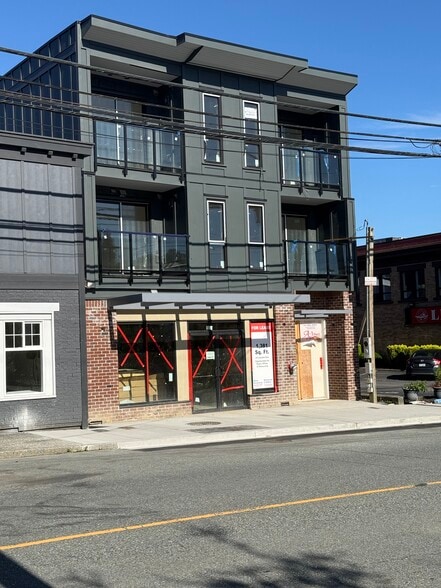 2549 Montvue St, Abbotsford, BC for sale - Building Photo - Image 2 of 2