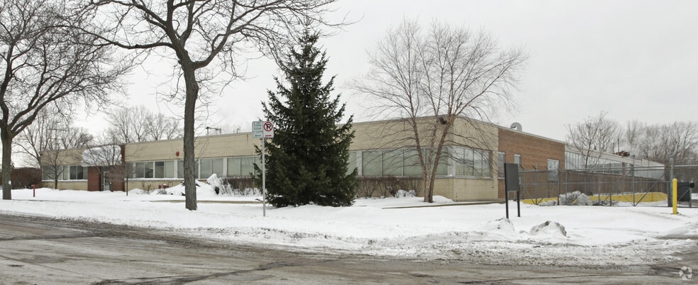 4301 N Richards St, Milwaukee, WI for sale - Primary Photo - Image 1 of 1