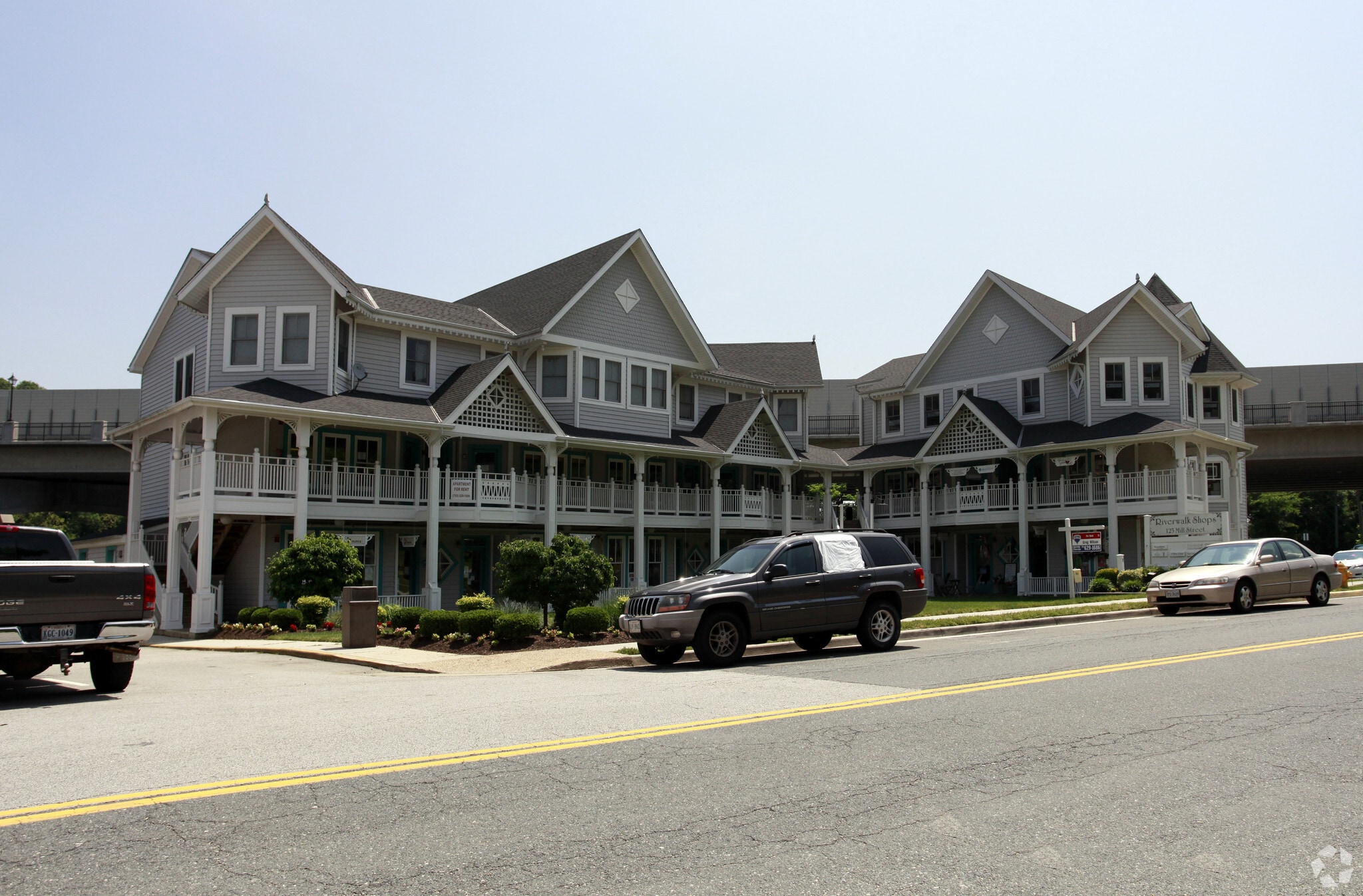 125 Mill St, Occoquan, VA 22192 Riverwalk Shops