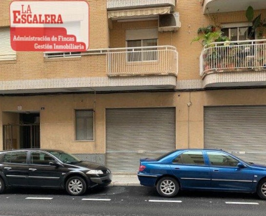 Novelda, ALI 03660 -  -  - Interior Photo - Image 1 of 5