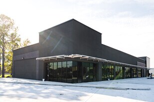 Avenue on Main - Drive Through Restaurant