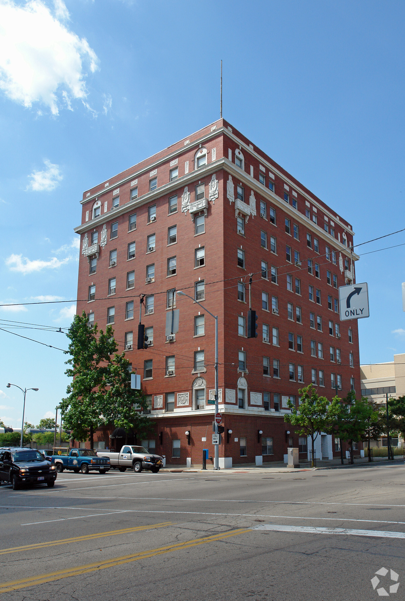 200 W 5th St, Dayton, OH for sale Primary Photo- Image 1 of 1