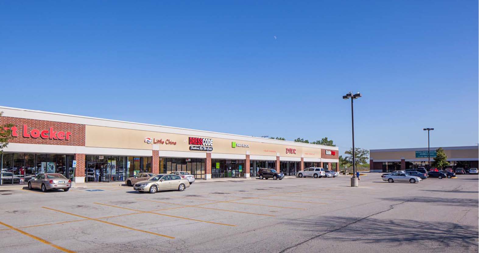 9501 S Stony Island Ave, Chicago, IL 60617 - Stony Island Plaza | LoopNet