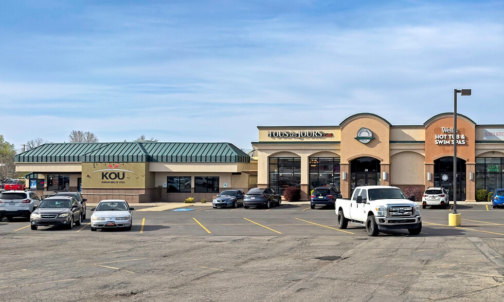 25 E Fort Union Blvd, Midvale, UT for sale - Building Photo - Image 2 of 5