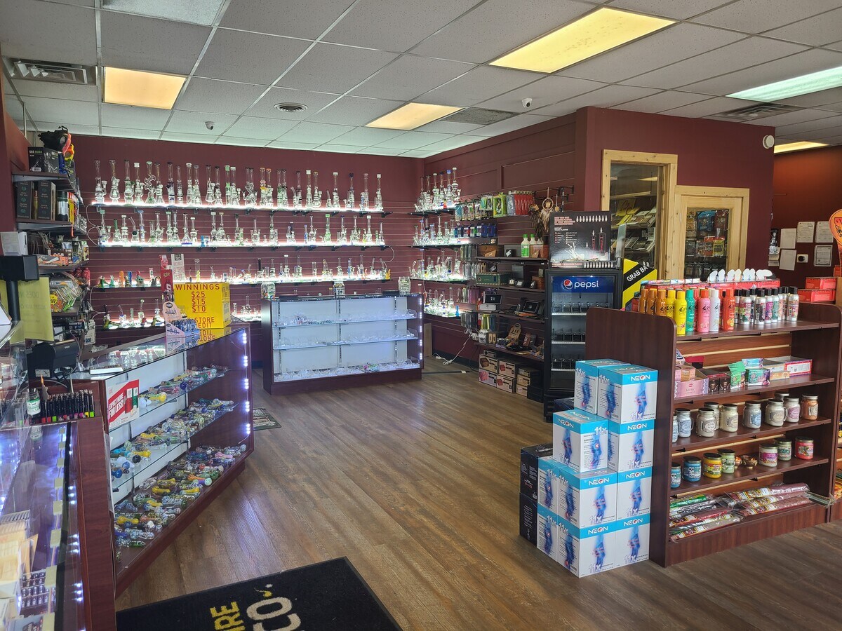 22202222 S Grand Ave, Wausau, WI 54403 Investment Office/Retail For