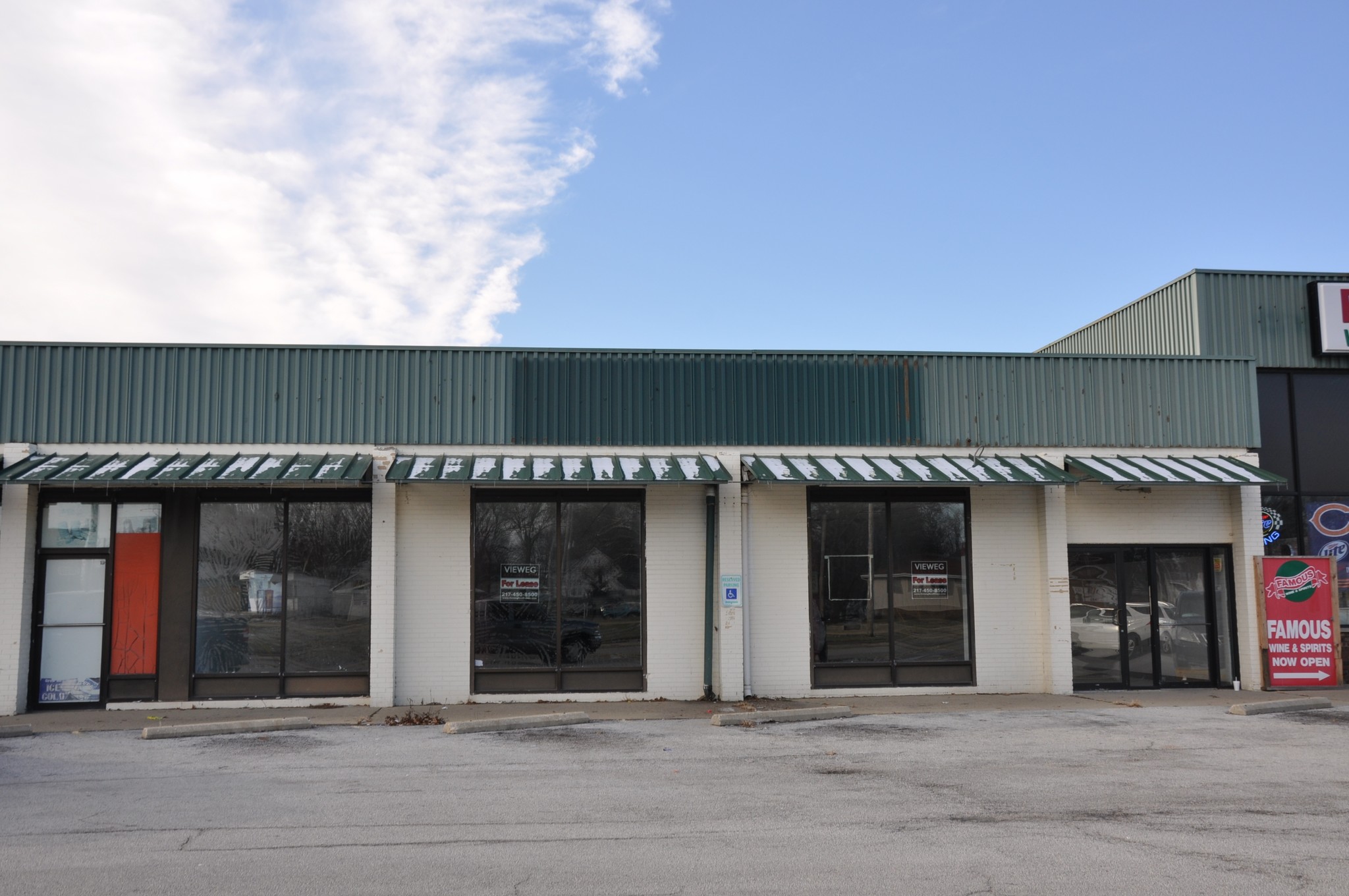 1343 N Illinois Route 48, Decatur, IL for lease Building Photo- Image 1 of 2