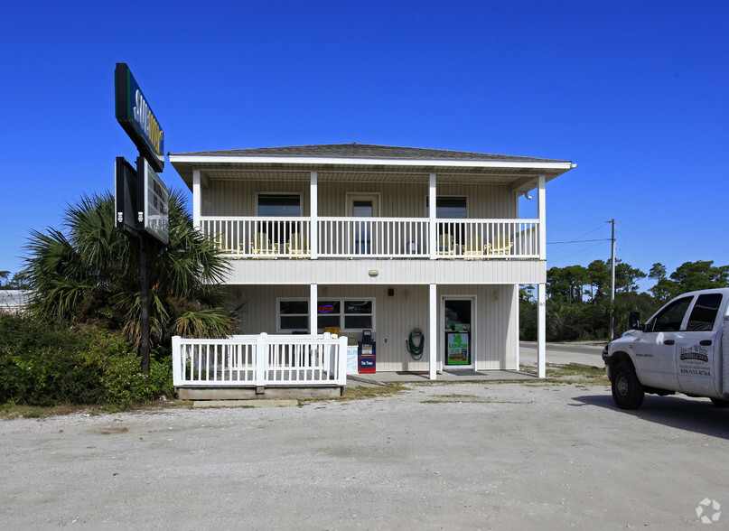 163 E Gulf Beach Dr, Saint George Island, FL for sale - Building Photo - Image 1 of 1