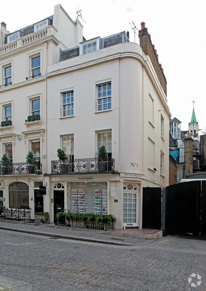 1 Motcomb St, London for lease - Primary Photo - Image 1 of 2