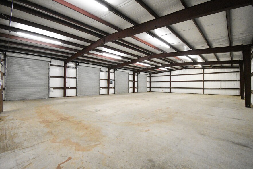 512 Hartman Rd, Victoria, TX 77905 Industrial for Lease