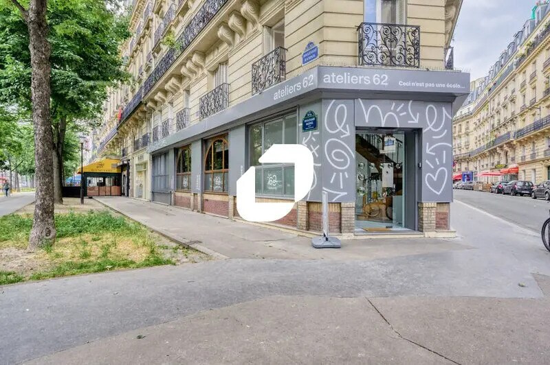 Retail in Paris for lease Building Photo- Image 1 of 47