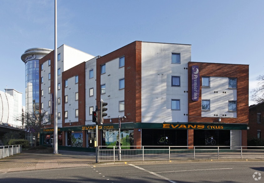 1-2 Mill Ln, Reading for lease - Primary Photo - Image 1 of 6