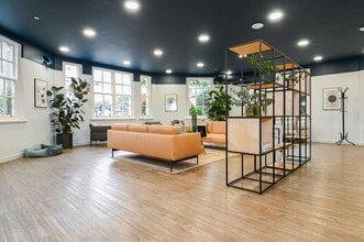 55A High St, London for lease Interior Photo- Image 2 of 5