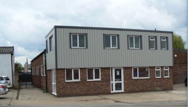 Arnhem Rd, Newbury for sale Building Photo- Image 1 of 1