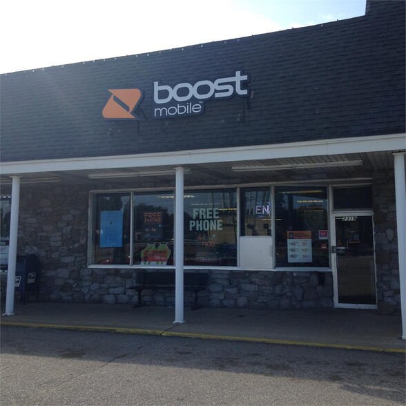 2303-2321 Michigan, Michigan City, IN for lease - Building Photo - Image 3 of 5