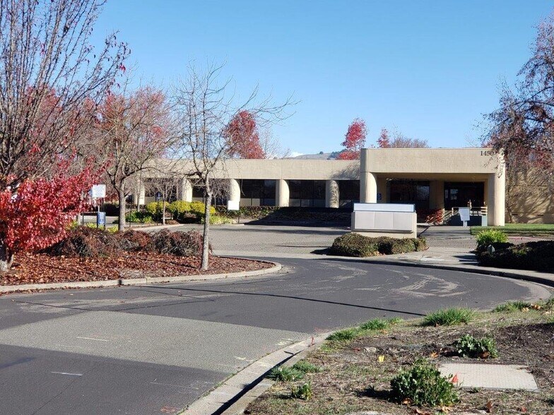 1450 Medical Center Dr, Rohnert Park, CA 94928