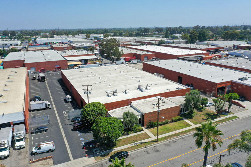 2985 E Harcourt St, Rancho Dominguez, CA for lease - Building Photo - Image 1 of 2