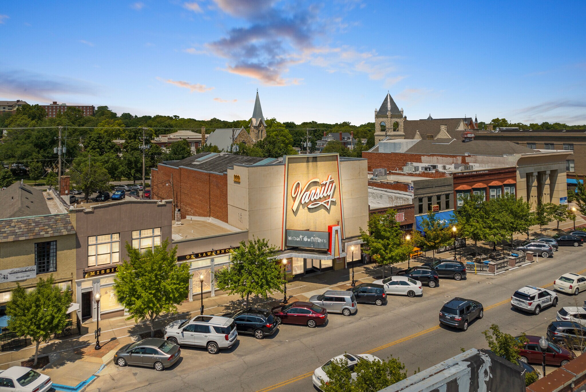 1013 Massachusetts St, Lawrence, KS for sale Building Photo- Image 1 of 1