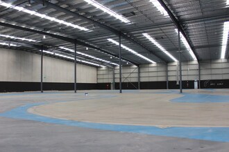 25-33 Business Park Dr, Ravenhall for lease Interior Photo- Image 2 of 4