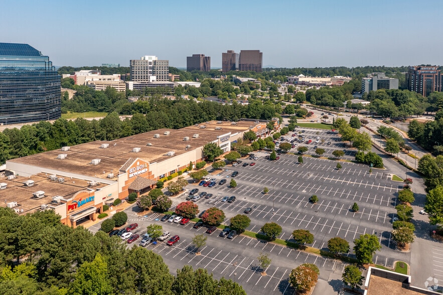 124-136 Perimeter Ctr W, Atlanta, GA for lease - Aerial - Image 3 of 8