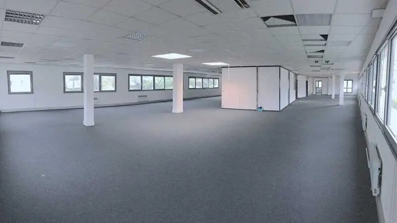 Office in Arcueil for lease - Building Photo - Image 3 of 6