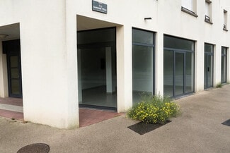 More details for 154 Avenue De Saint-Medard, Eysines - Retail for Lease