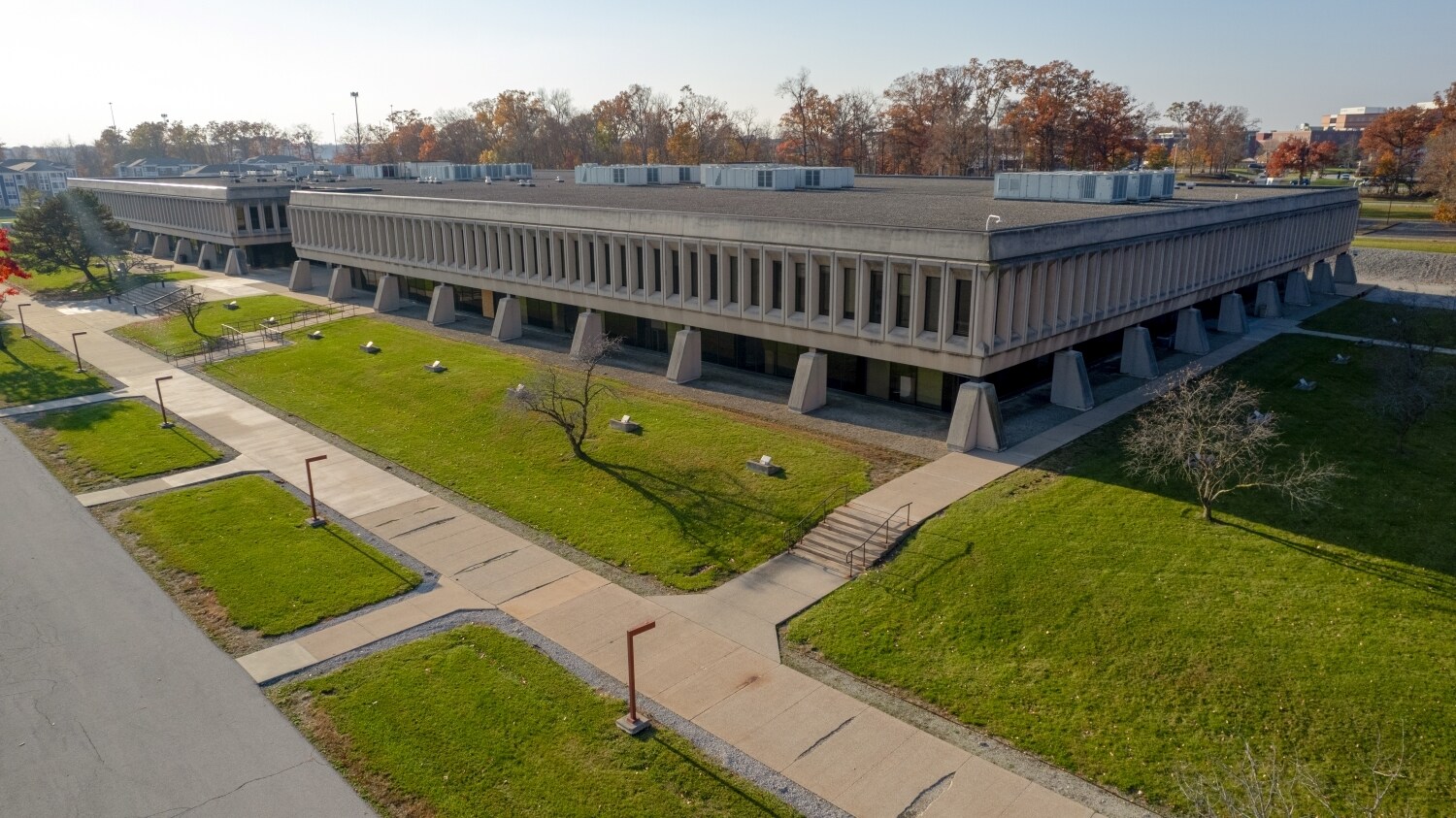 8001 W Jefferson Blvd, Fort Wayne, IN for sale Building Photo- Image 1 of 1