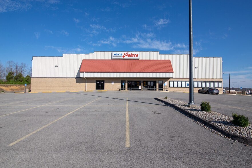 1231 Woodland Dr, Elizabethtown, KY 42701 Sports & Entertainment for