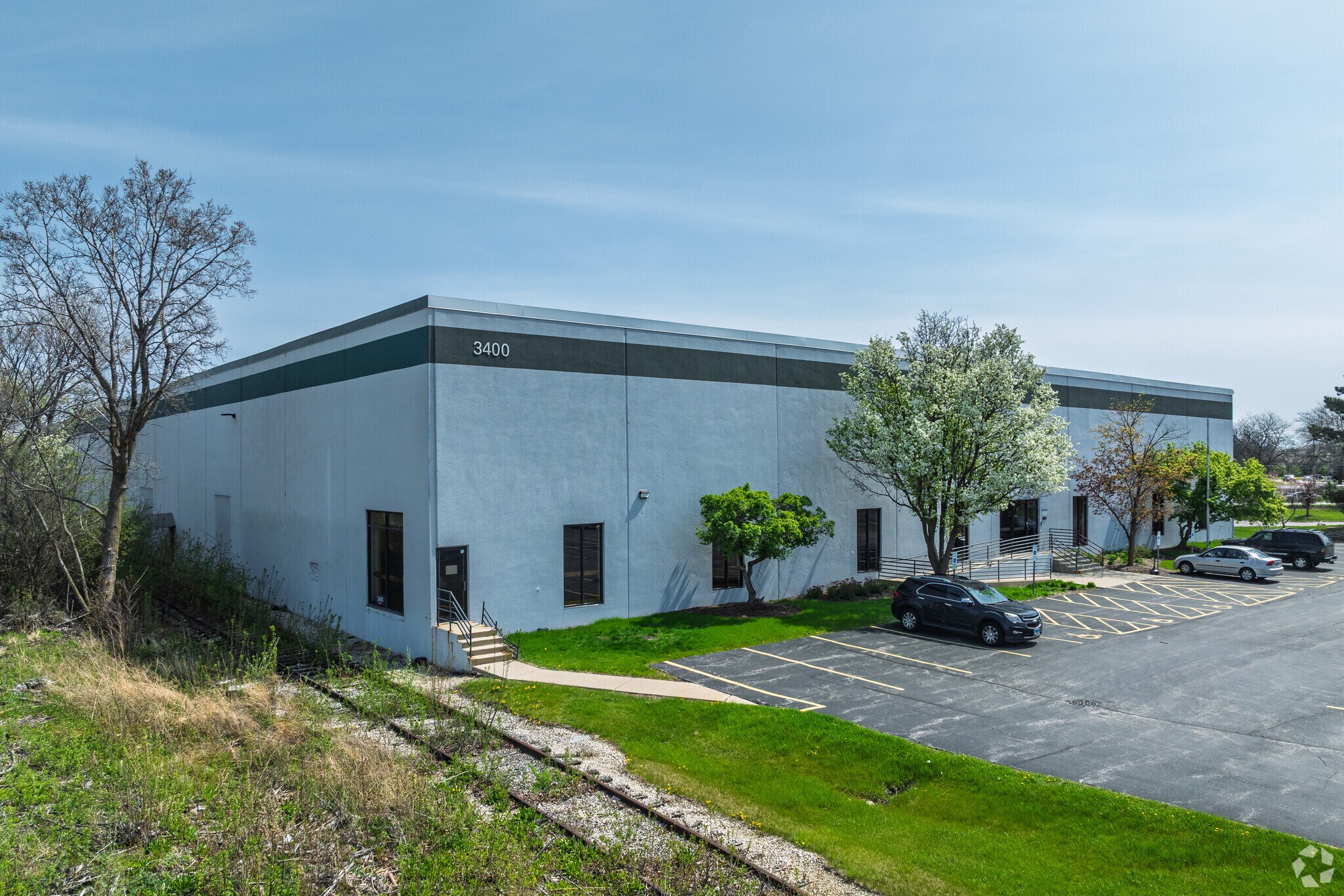 3400 W Lake Ave, Glenview, IL for sale Primary Photo- Image 1 of 1