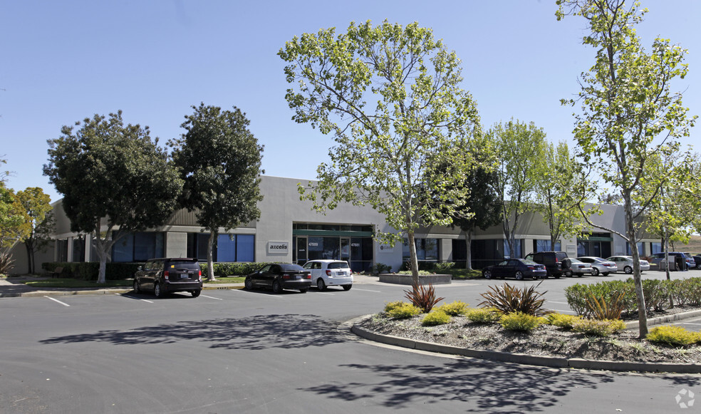 47221-47233 Fremont Blvd, Fremont, CA for lease - Building Photo - Image 3 of 3