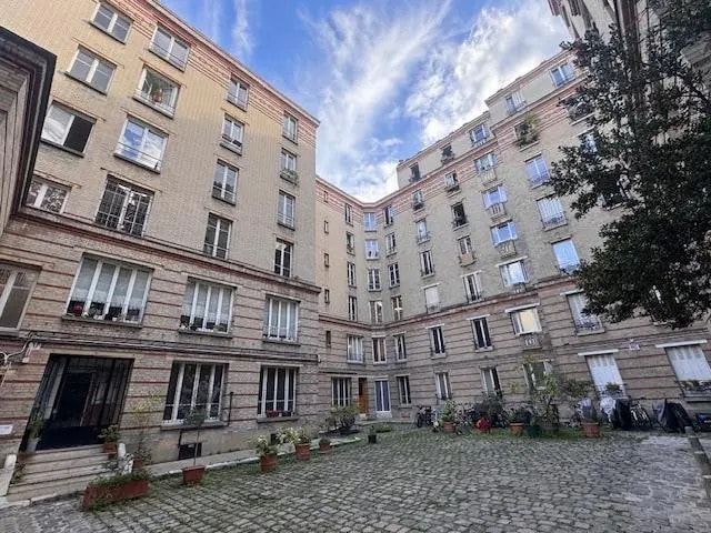 17 Rue Pelleport, Paris for lease - Building Photo - Image 2 of 9