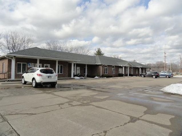 1070 Windsor Rd, Terre Haute, IN for lease - Building Photo - Image 1 of 11