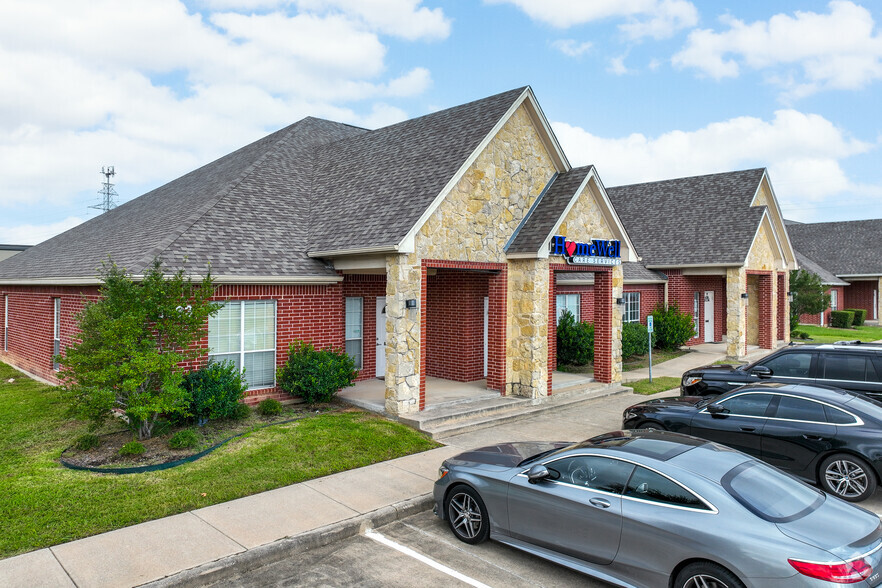 5583 Davis Blvd, North Richland Hills, TX for sale - Building Photo - Image 1 of 25