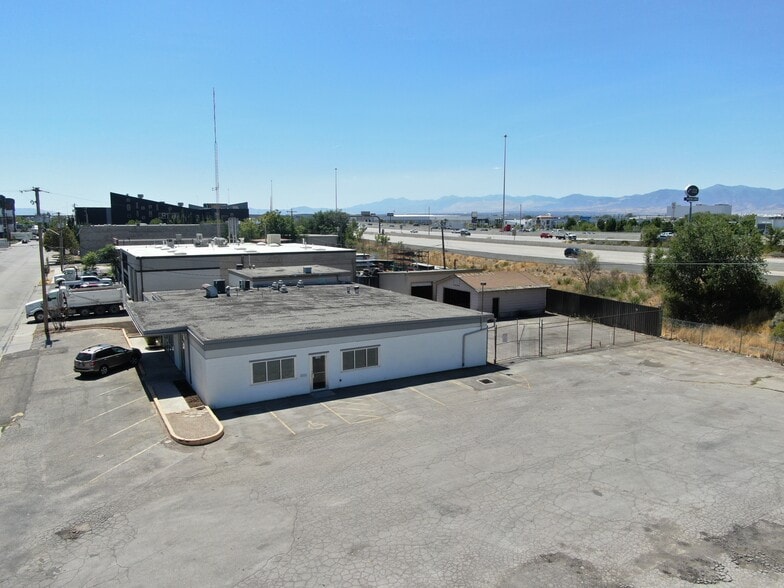 1366-1370 S 400 W, Salt Lake City, UT for sale - Building Photo - Image 2 of 7