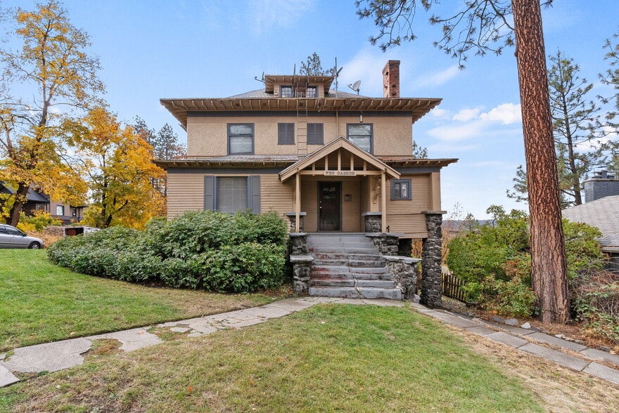 South Hill Multifamily Portfolio portfolio of 13 properties for sale on LoopNet.com - Building Photo - Image 3 of 13