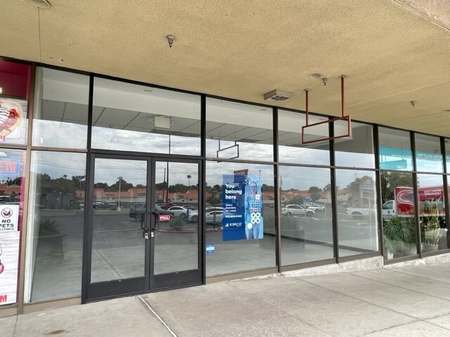 2420-2570 E Desert Inn Rd, Las Vegas, NV for lease Building Photo- Image 1 of 10