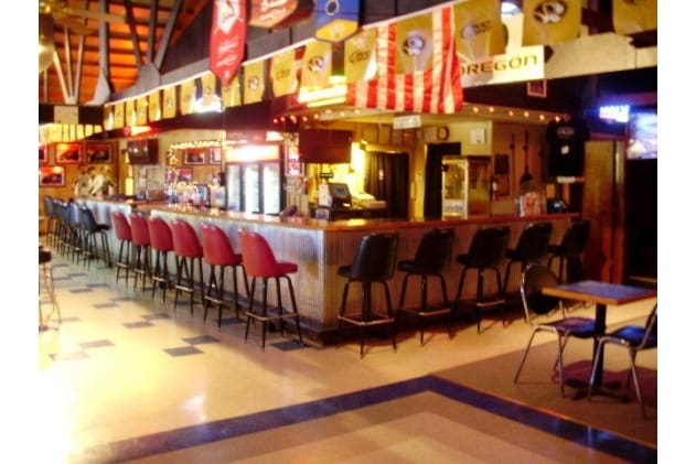 221 County Road 371, Holts Summit, MO for sale - Building Photo - Image 2 of 12