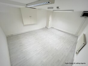 1 Chapel St, Manchester for lease Interior Photo- Image 2 of 10