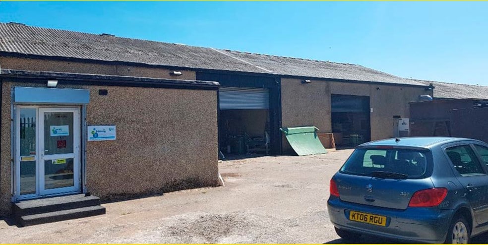 14 Woodilee Rd, Kirkintilloch for sale - Primary Photo - Image 1 of 1