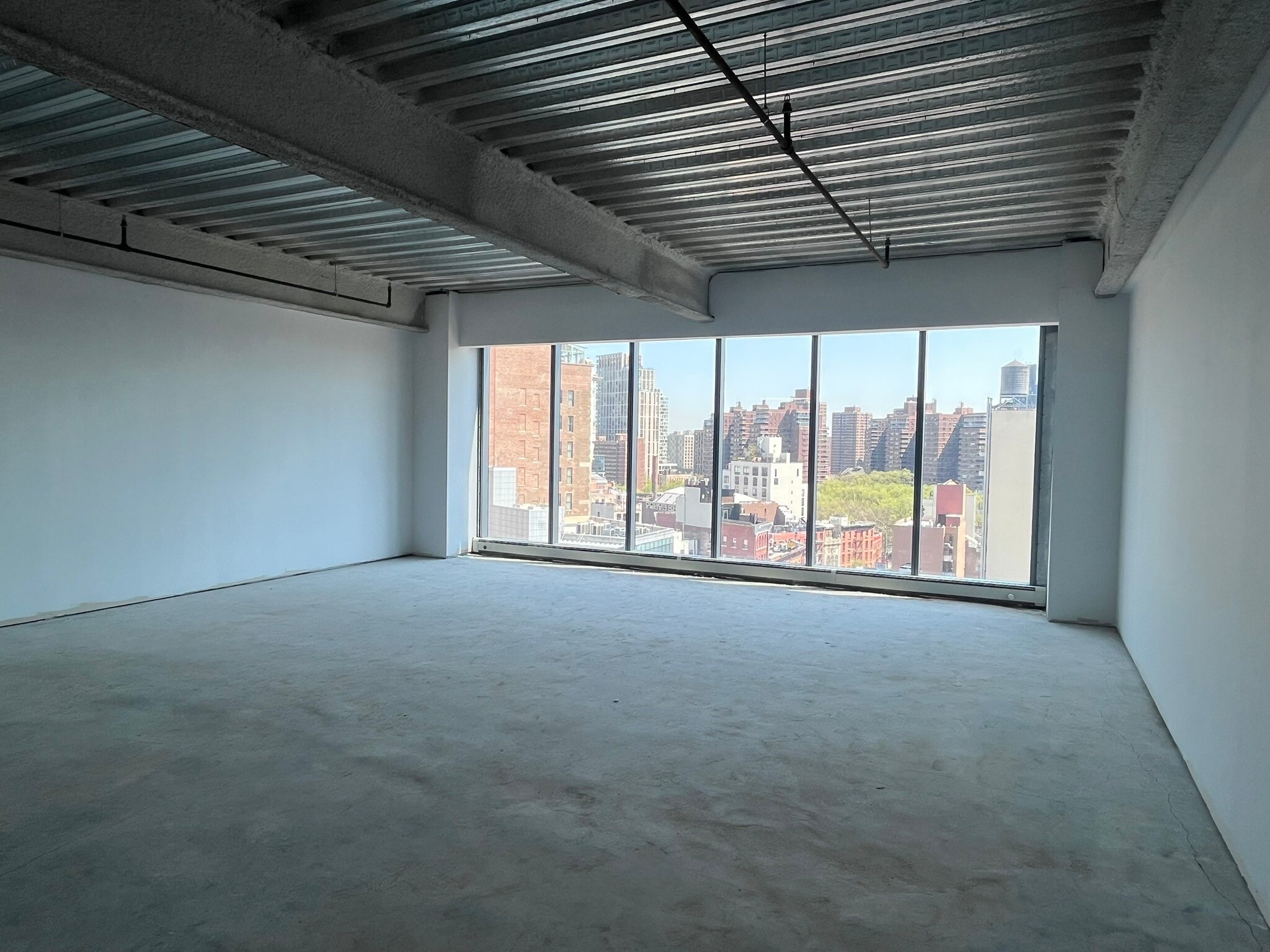100 E Broadway, New York, NY for lease Interior Photo- Image 1 of 2
