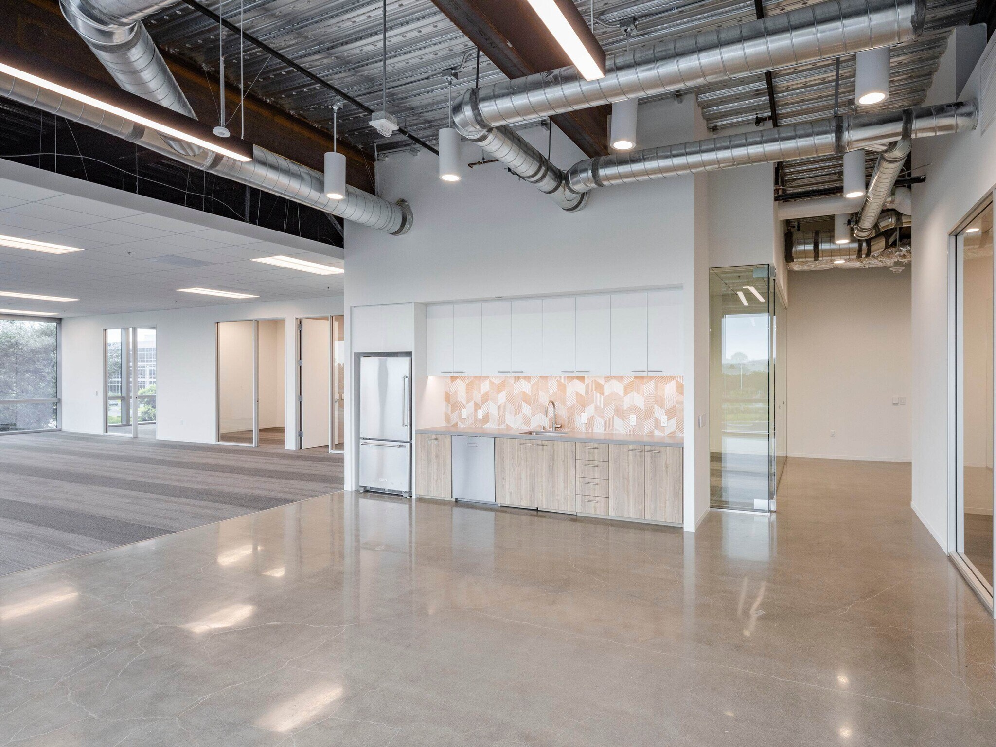 46 Discovery, Irvine, CA for lease Interior Photo- Image 1 of 13