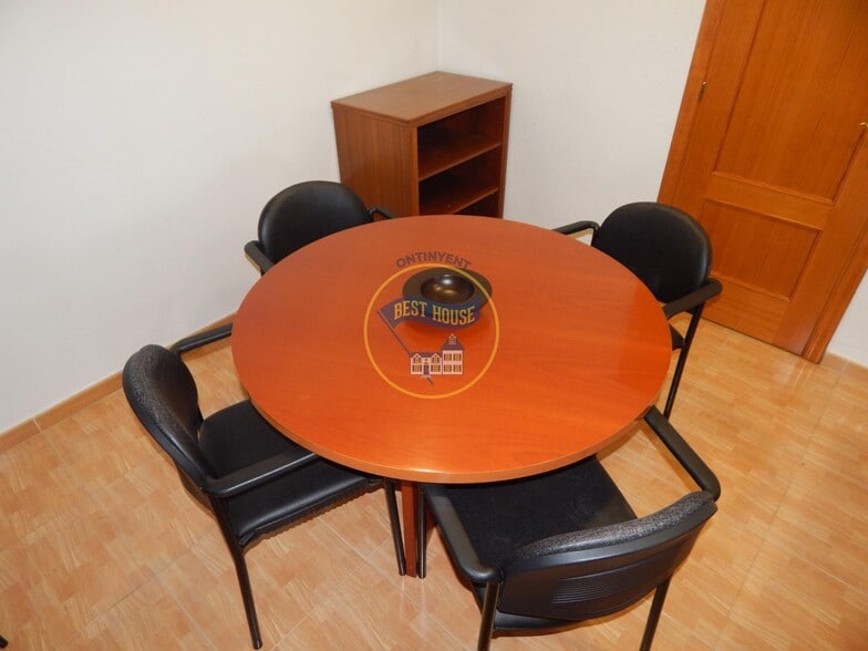 Industrial in HOSPITAL DE ÓRBIGO for lease - Building Photo - Image 1 of 16