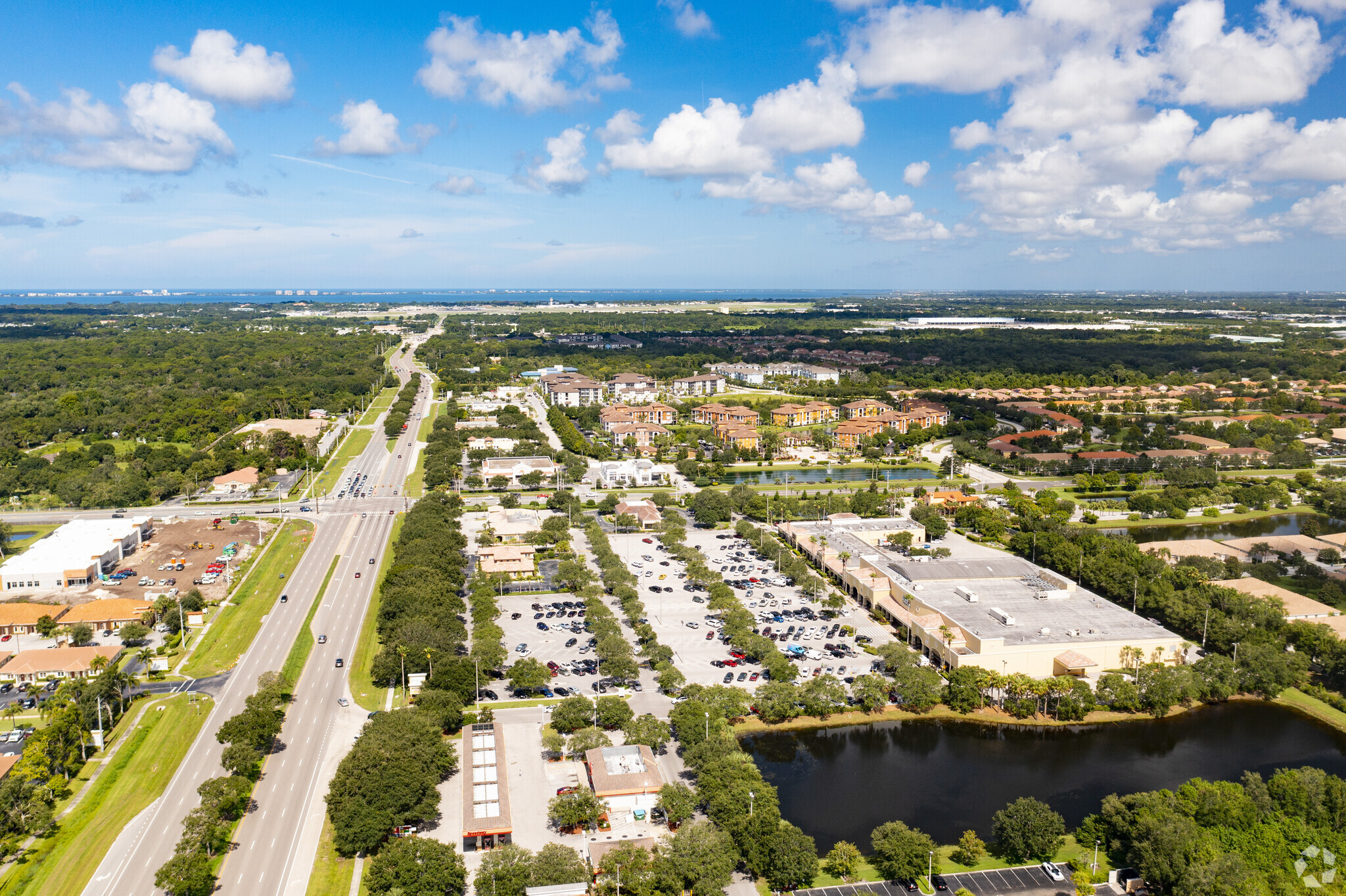 2875 University Pky, Sarasota, FL 34243 - University Walk | LoopNet