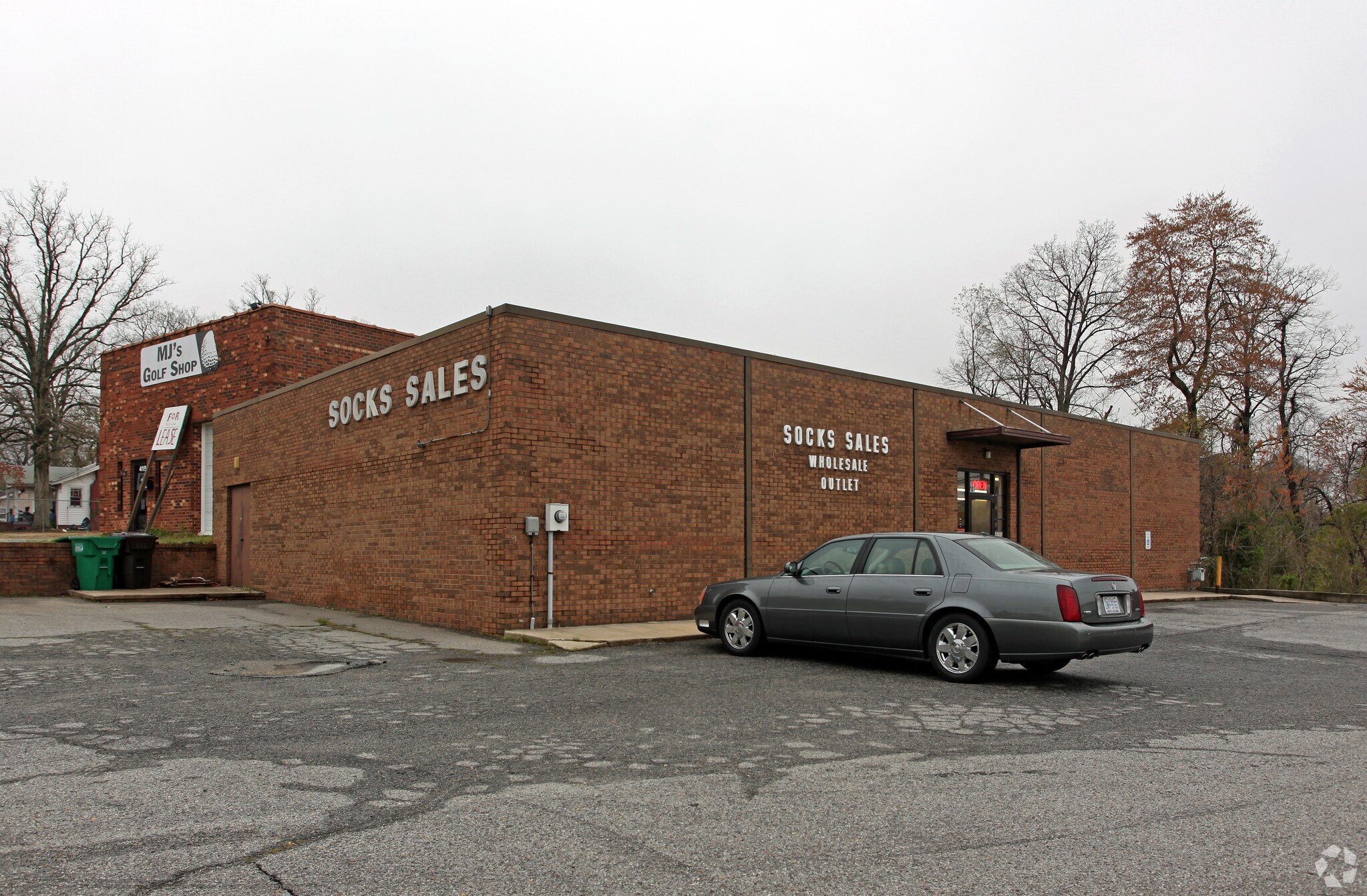 701 Burton Ave, High Point, NC for sale Primary Photo- Image 1 of 1