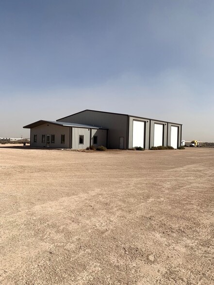 8516 County 66 rd, Midland, TX for lease - Building Photo - Image 1 of 15