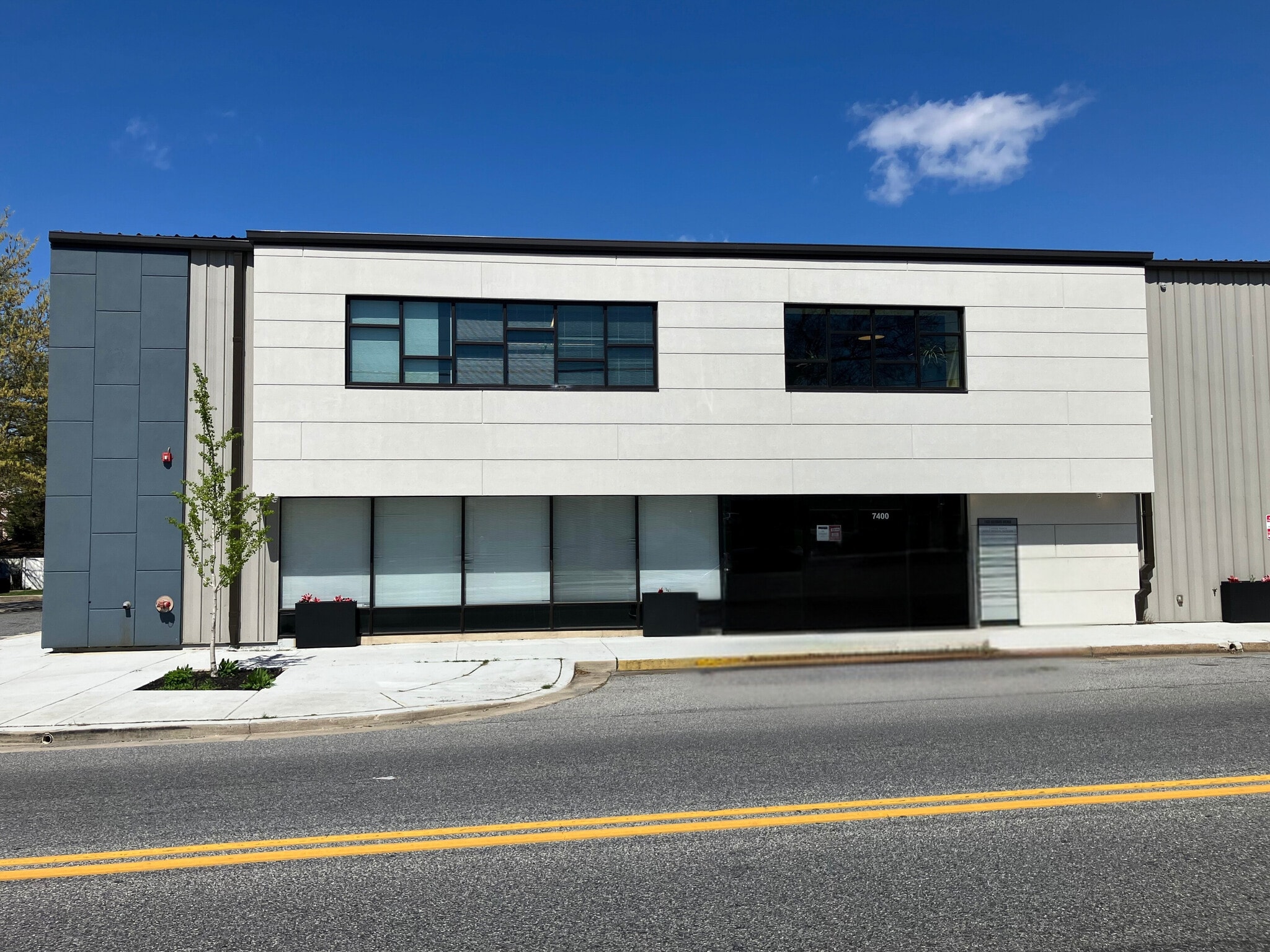 7400 Holabird Ave, Baltimore, MD for lease Building Photo- Image 1 of 9