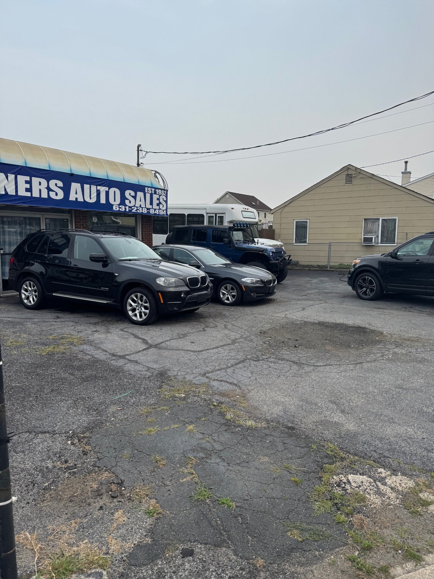 630 3rd St, West Babylon, NY for sale Primary Photo- Image 1 of 5