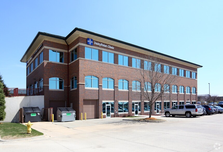 6600 Westown Pky, West Des Moines, IA for lease - Building Photo - Image 3 of 11