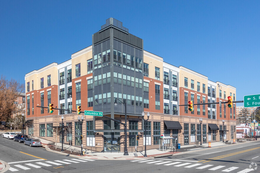 989 S Buchanan St, Arlington, VA for lease - Primary Photo - Image 2 of 4